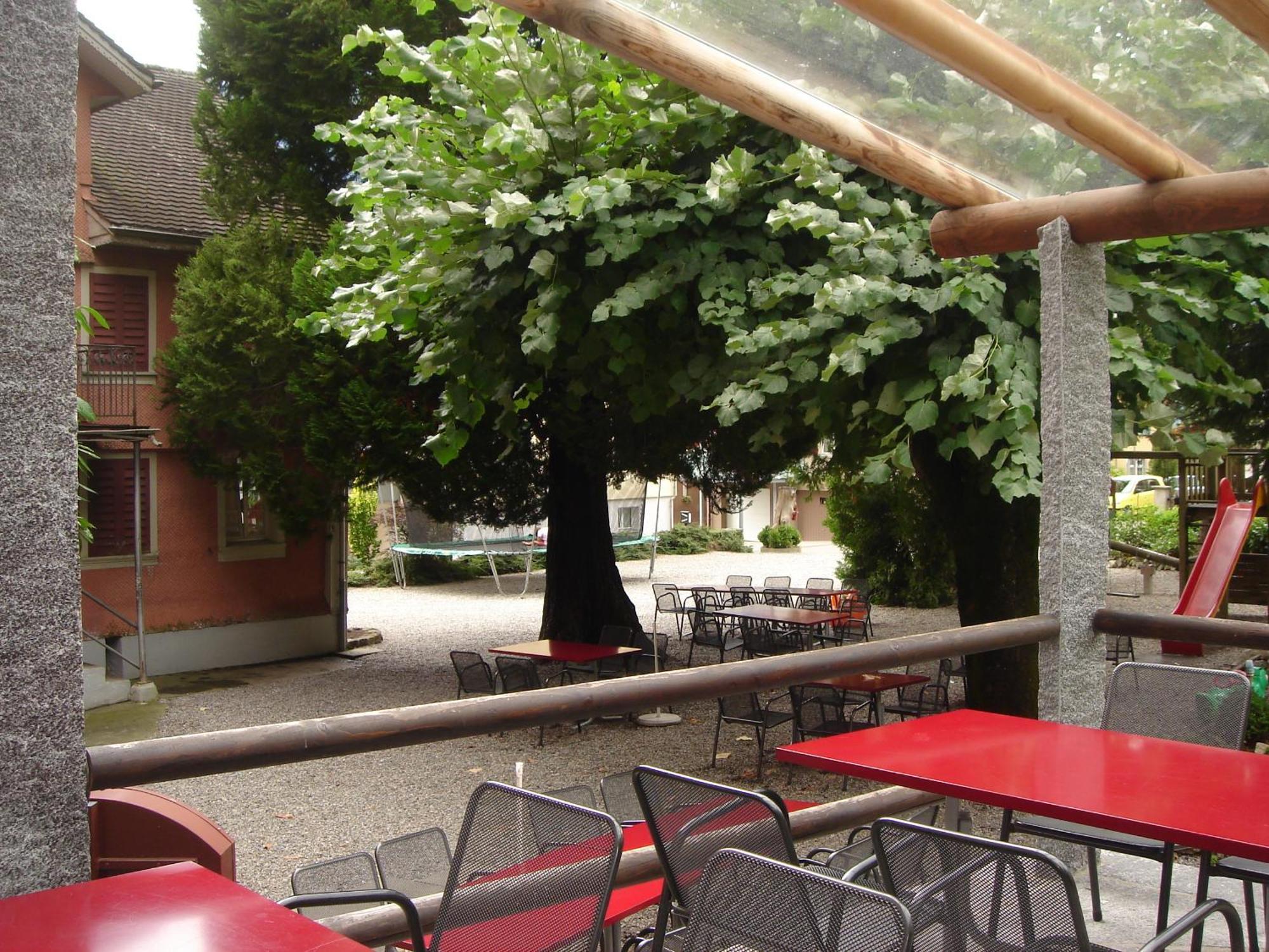 Hotel Eden Sisikon Exterior foto