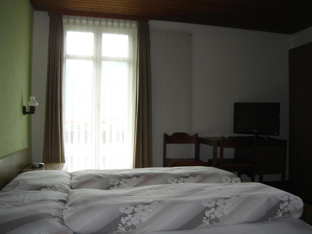 Hotel Eden Sisikon Cameră foto