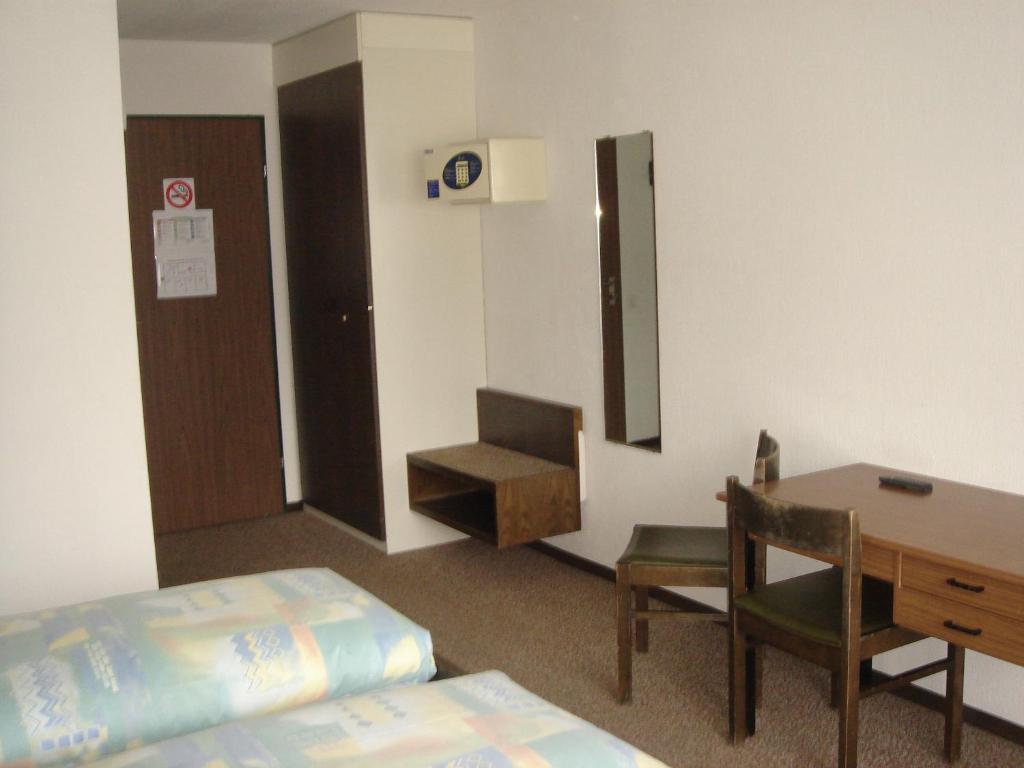 Hotel Eden Sisikon Cameră foto
